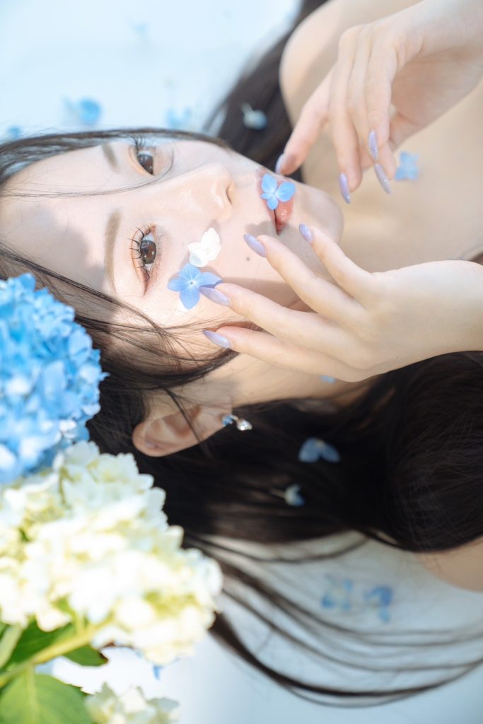 月見桃菜 写真