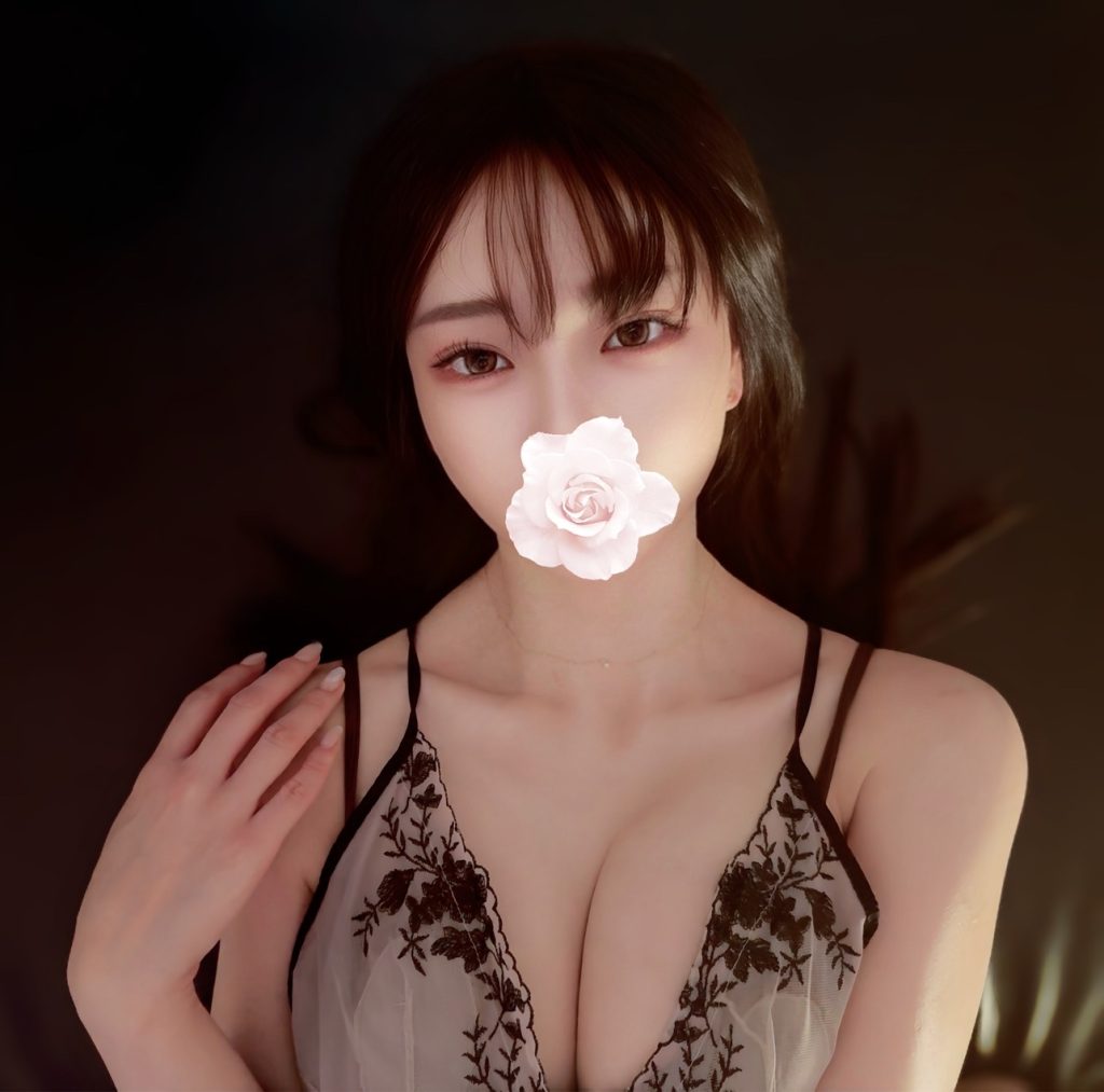一橋美礼 写真